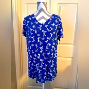 Plus size 18/20 lane Bryant blue butterfly shirt